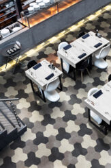 eiken verouderd lamelparket 1-strooks vloer afwerking  Castle Grey - Grijs